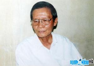 Poet Ngo Quan Mien