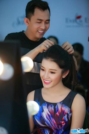 Makeup expert Tony Nguyen