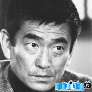 Actor Ken Takakura