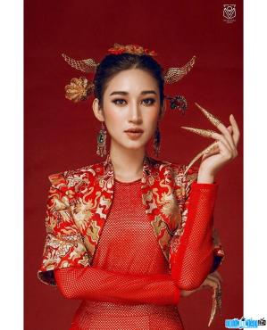 Model Phan Diem Trinh
