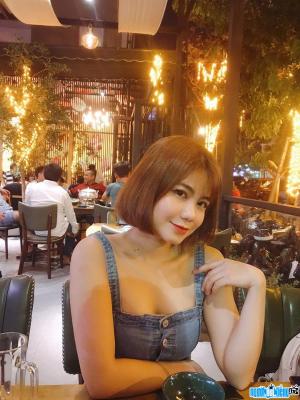 Hot girl Nguyen Thi Tu Anh
