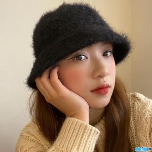 Makeup expert Tran Gia Linh