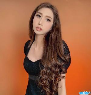 Beauty Blogger Khanh Van Tran