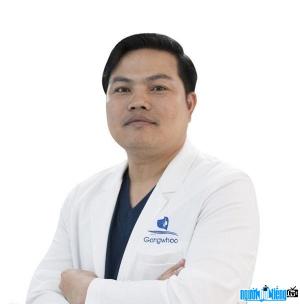 Doctor Phung Manh Cuong