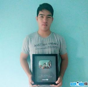 Youtuber Truong Quan Tq97 Gaming