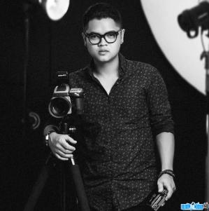 Photographers Manh Bi