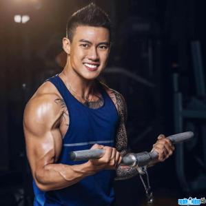 Bodybuilding athletes Kendy Nguyen
