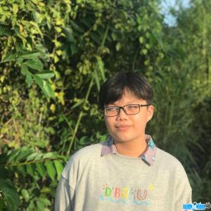 Hot Teen Nguyen Minh Dan