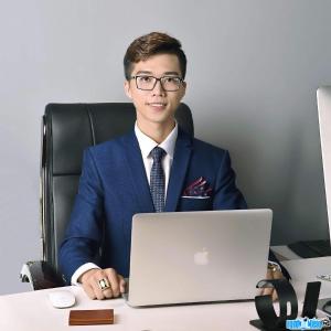 Businessmen Tony Phan