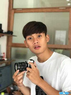 Youtuber Duy Tham