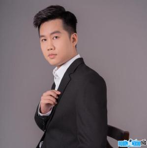 Ảnh Vlogger Nguyễn Thanh Tùng