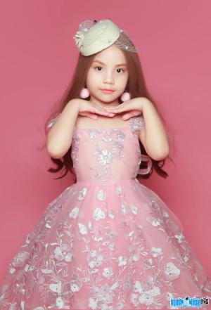 Child model Phung Hieu Anh