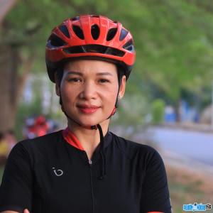 Ảnh VĐV xe đạp Nguyễn Thị Thanh Huyền 
