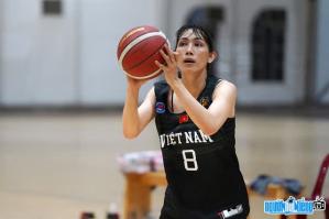 Basketball players Huynh Ngoan