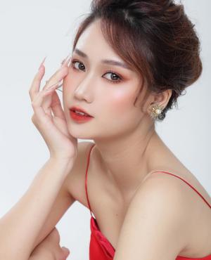 Beauty contest Miss Phu Thi Phuong Trang
