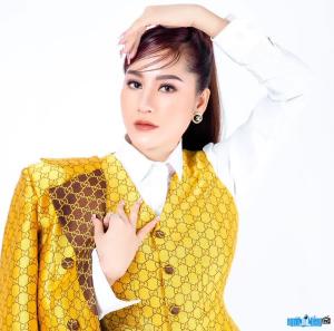 Singer Thu Trang Bolero