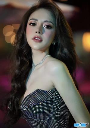 Hot girl Nguyen Thi Hong Van