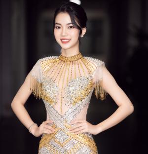 Beauty contest Miss Hoang Huong Giang