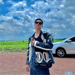 Ảnh Nhạc sĩ Jin Tuấn Nam