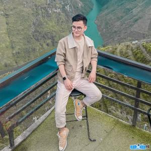Ảnh Giáo viên Nguyễn Thế Hoàng (Thầy Hoàng Chữ Đẹp)