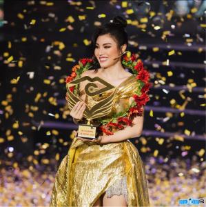 Ảnh MC Đoàn Thu Hà