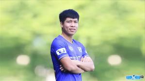 Football player Nguyen Van Vi