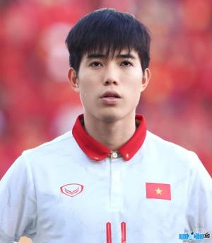 Football player Tran Quang Thinh