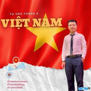 Teacher Pham Thai