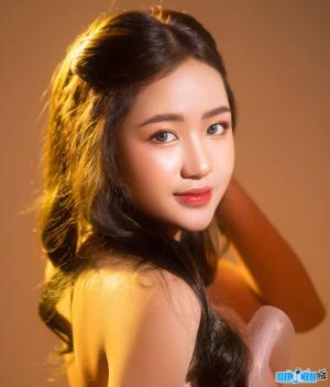 Ảnh Tik Toker Thư Khểnh