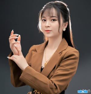Experts Nguyen Hien (Trang Da)