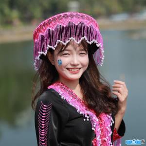 Only Toker Vang Thi Chung