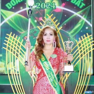 Miss Vuong Thi Huong