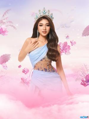 Ảnh Hoa Hậu Trương Thùy Trang