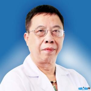 Doctor Le Huu Tuan