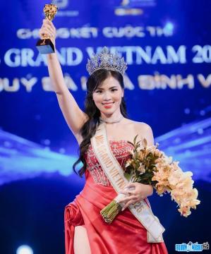Ảnh Hoa Hậu Nguyễn Thị Thưa