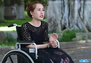 Performer Hien Hanh