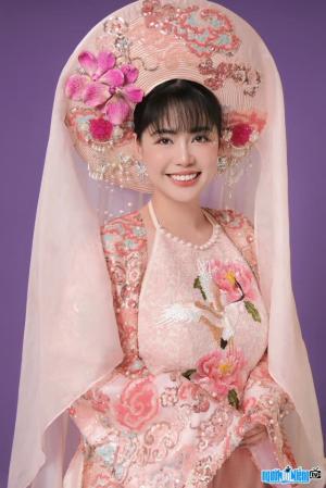 Ảnh CEO Phạm Hồng Nhung