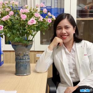 Ảnh Bác sĩ Phạm Thị Việt Dung