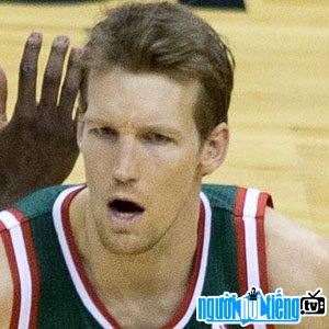 Basketball players Mike Dunleavy Jr.
