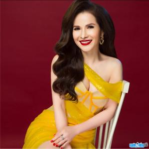 Ảnh Hoa Hậu Lê Thanh Thúy