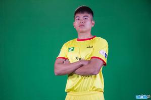 Football player Thai Ba Sang