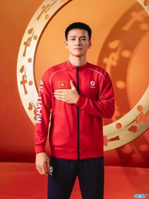 Football player Nguyen Thanh Nhan
