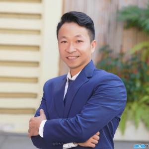 CEO Nguyen Hong Huy