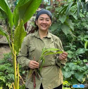 Only Toker Au Thi Sinh