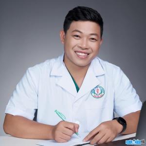 Ảnh Bác sĩ Nguyễn Thành Lợi