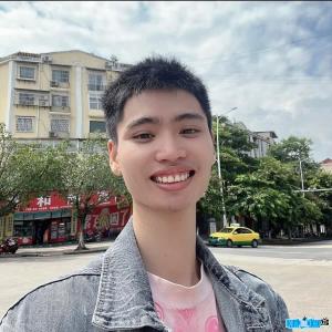 Ảnh Tik Toker Khuê Ơi Dậy Đi