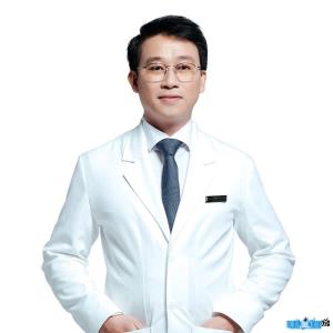 Doctor Ho Cao Vu