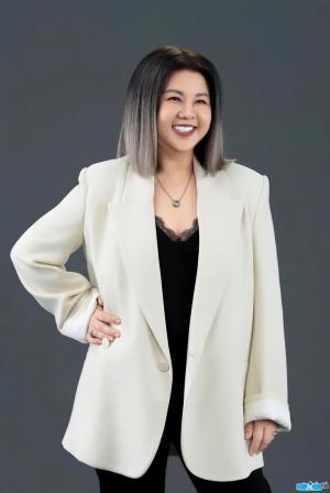 CEO Le Hanh