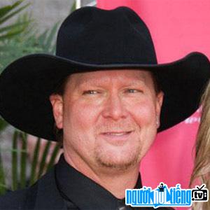 Country singer Tracy Lawrence