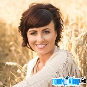 Country singer Lisa McHugh